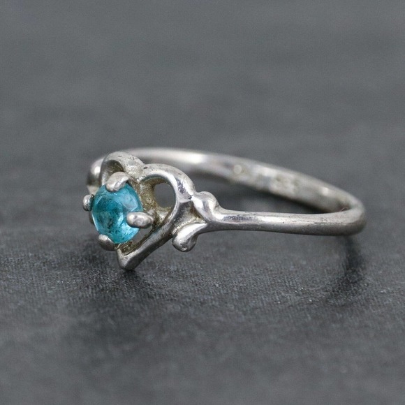 Silver Heart Ring with Blue Gemstone - Picture 10 of 12